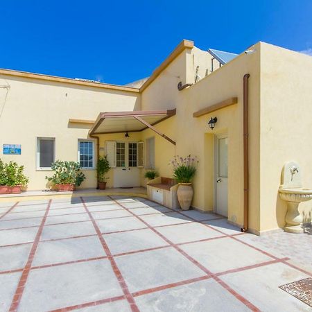 B&B Isole Dello Stagnone Birgi Vecchi Exteriör bild
